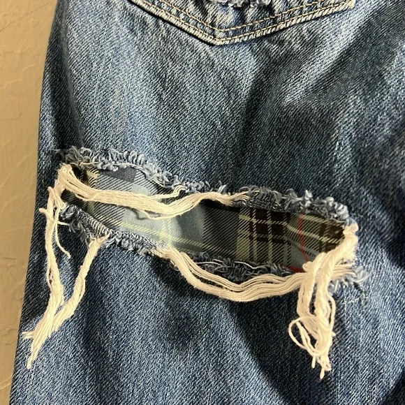 American Eagle Mom Straight Jeans - Women’s 2 - Picture 3 of 6